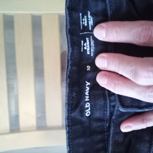 Old Navy Women's High Waist Shorts - Black - Picture 2 of 3